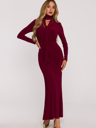 Langes rotes Strickkleid mit Tuch, Foto 1