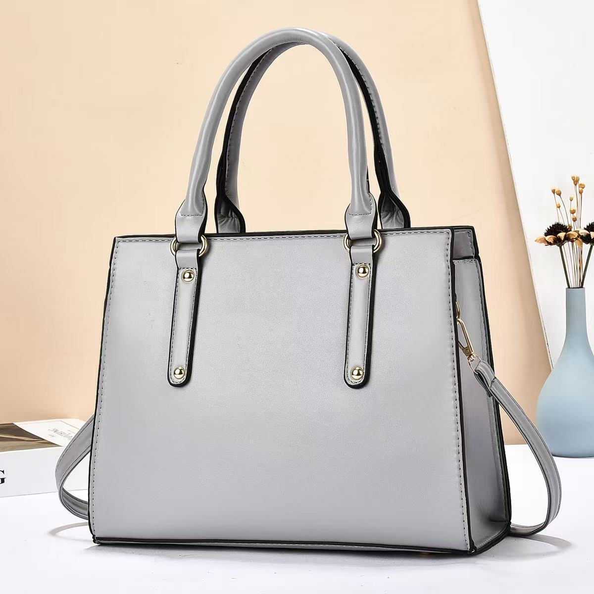 Sac à Main Femme - Élégant & Spacieux