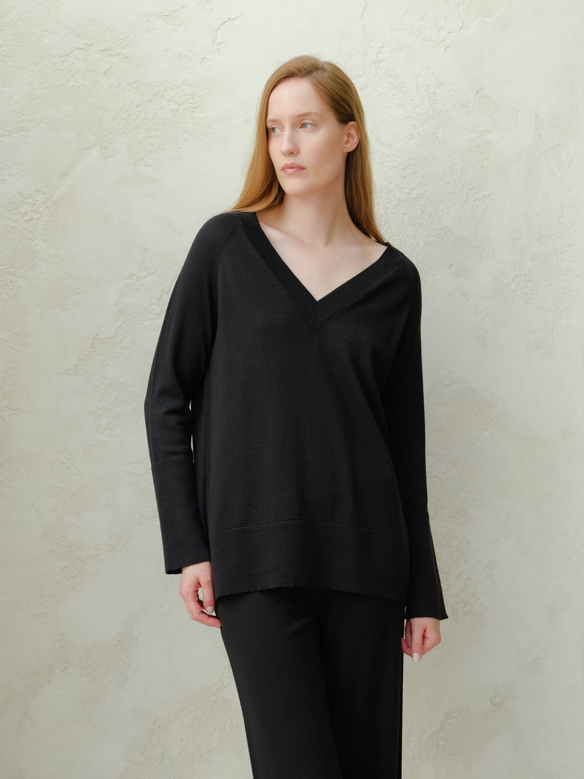 Pull maxi col V en laine mérinos extra fine, photo 10