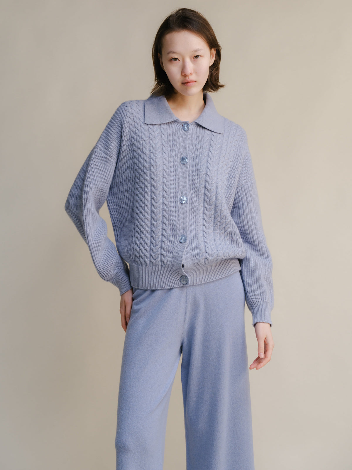 Cardigan polo a trecce in misto cashmere, foto 17