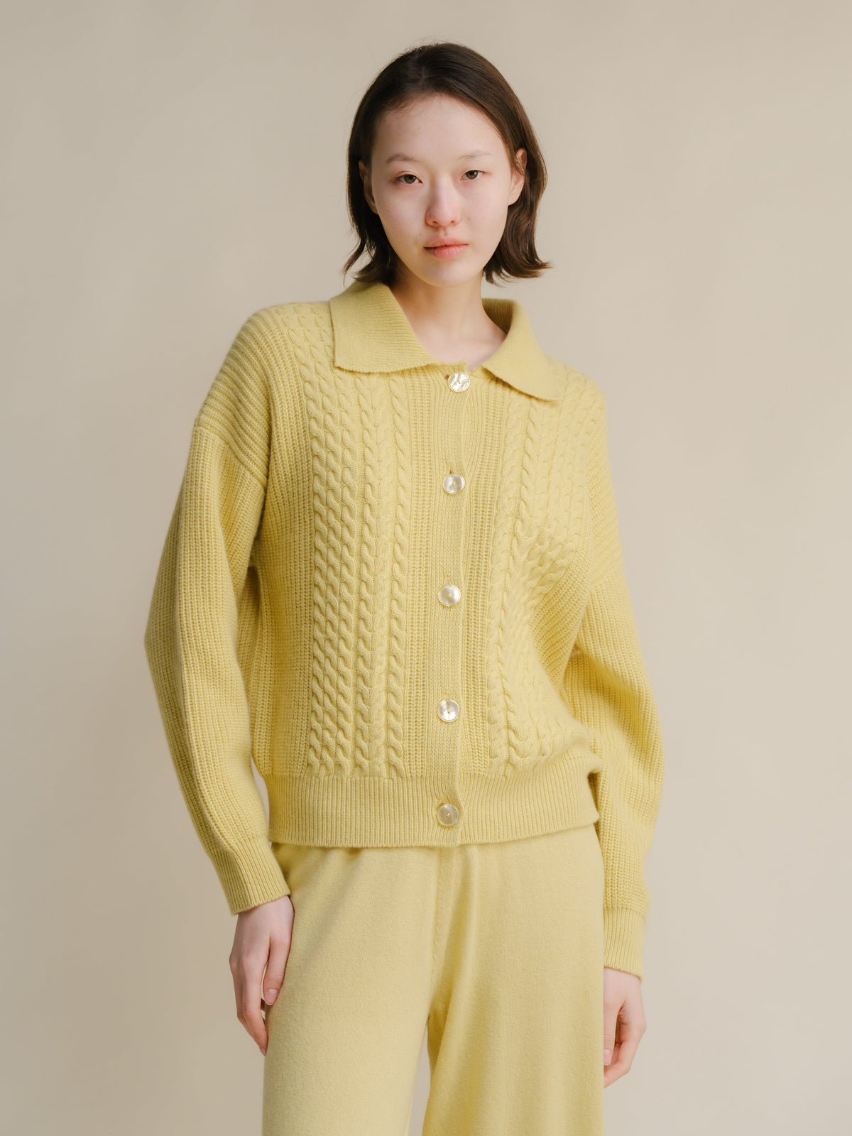 Cardigan polo a trecce in misto cashmere, foto 14