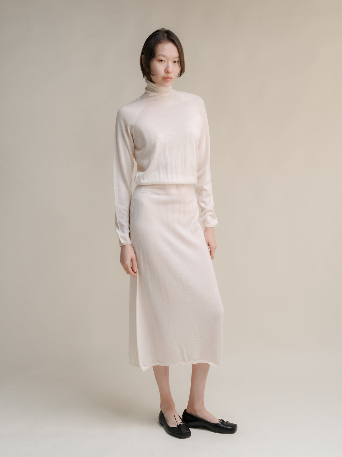 Vestido de cuello cisne de merino extrafino, foto 2