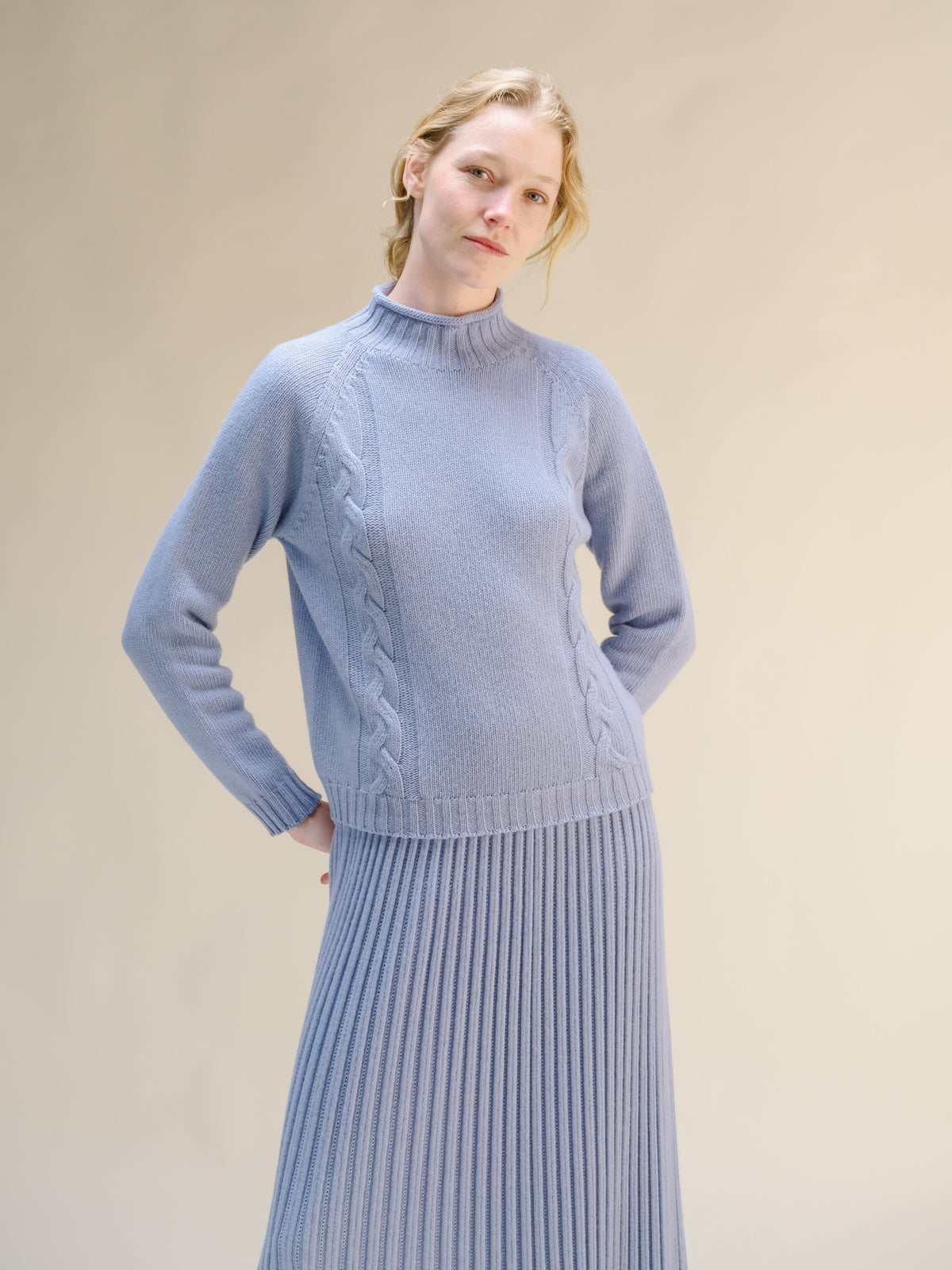 Pull col montant torsadé, mélange cachemire, photo 13