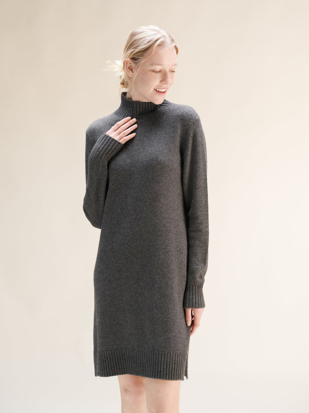Vestido midi de cuello alto, mezcla de cachemira, foto 13