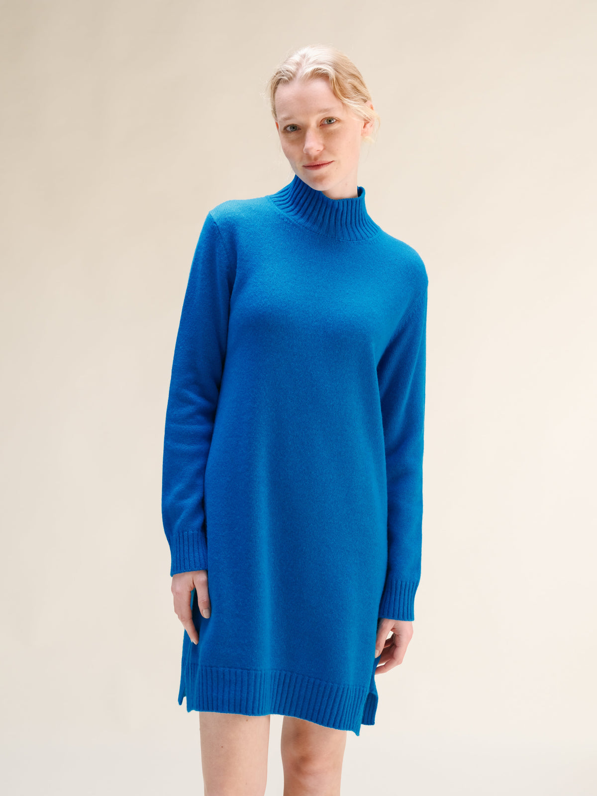 Vestido midi de cuello alto, mezcla de cachemira, foto 9